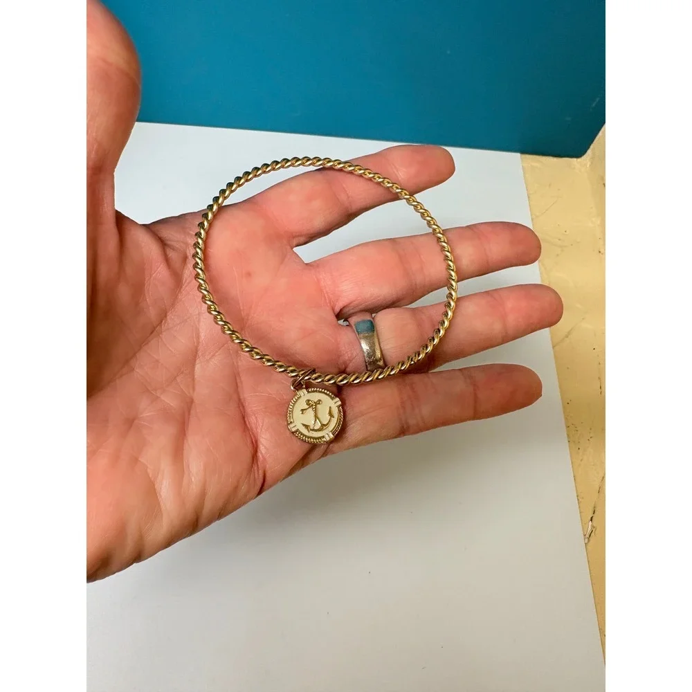 N/A gold tone